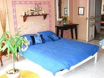 Chez Brigitte Guesthouse Ніцца Екстер'єр фото