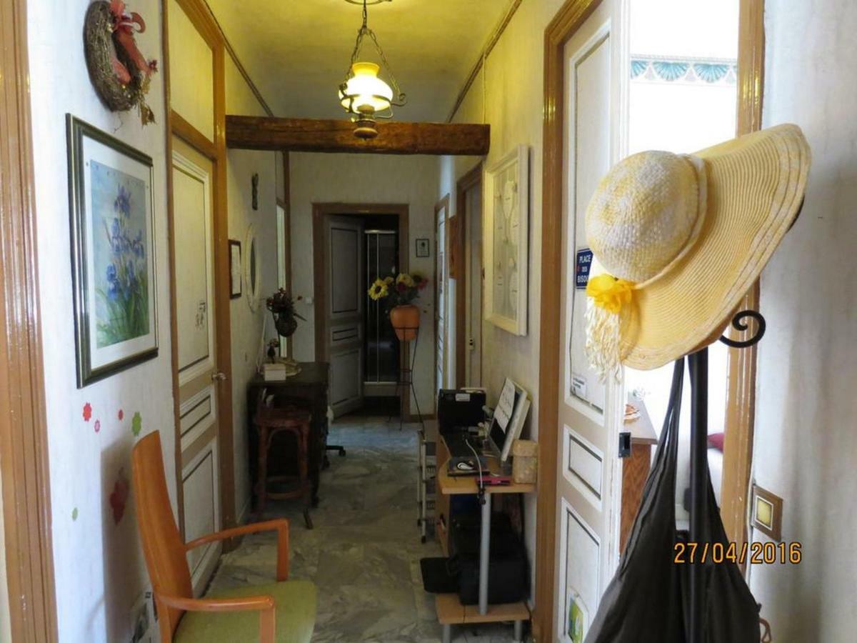 Chez Brigitte Guesthouse Ніцца Екстер'єр фото